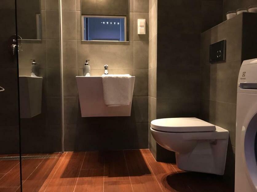 Premium Apartment - Chopin Airport 바르샤바 외부 사진